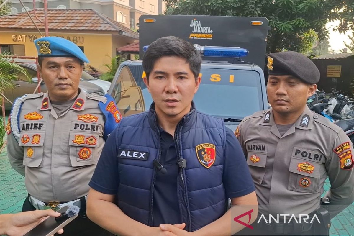 Police arrest three suspects in fatal Grogol mob attack