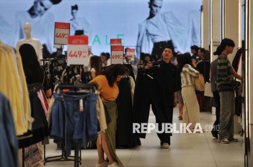 Indonesia's Economic Challenges Seen as Largely Driven by Global Pressures