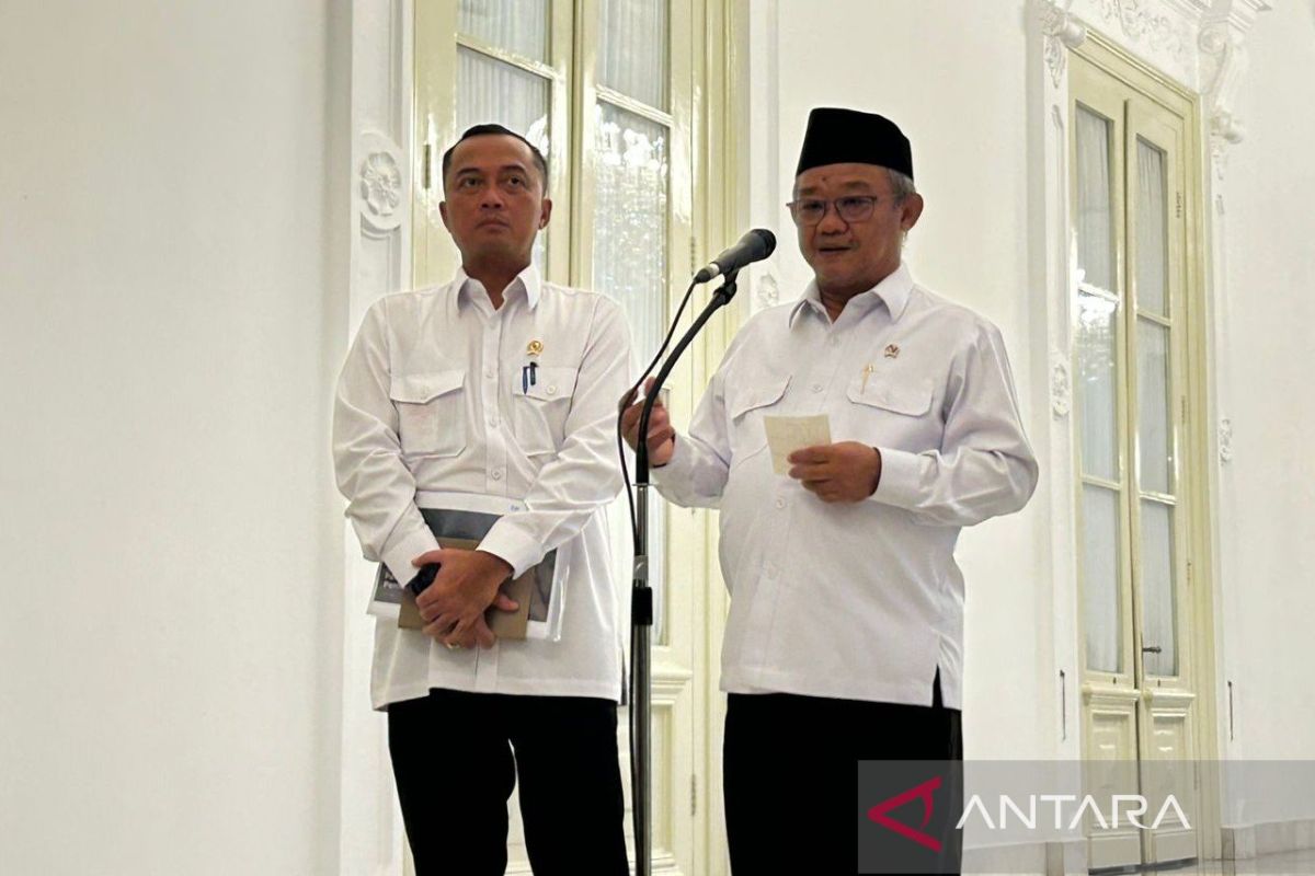 Minister: Interactive Flat Panels Positively Impacting Student Learning Quality