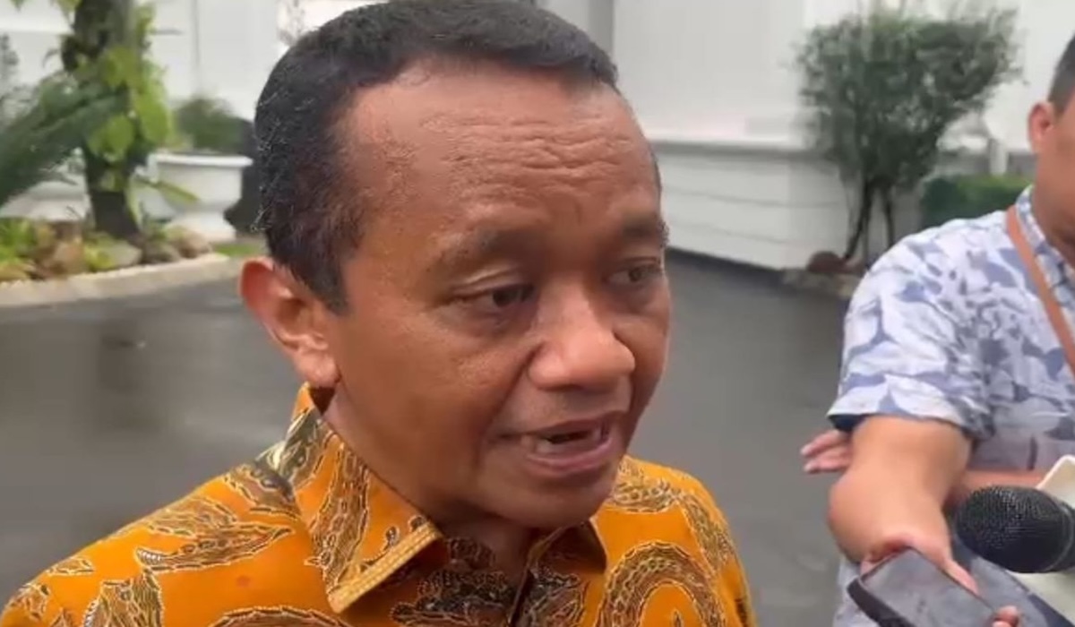 Minister Bahlil Denies Coal Shortage Caused Power Blackouts