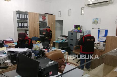 West Java High Prosecutor's Office Searches Indramayu DPRD Office, One Suitcase of Important Documents Seized