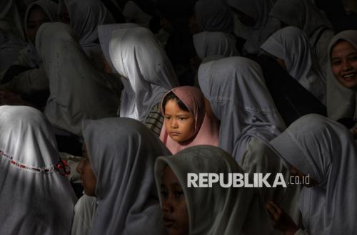 Friday Sermon for 1 Muharram: Attaining Paradise by Caring for Orphans