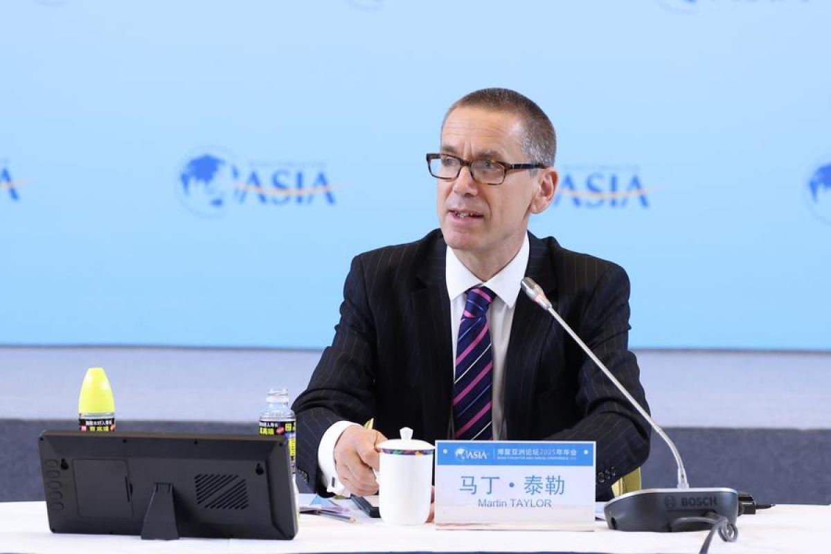 WHO Representative Praises China's Efforts to Promote Physical Activity