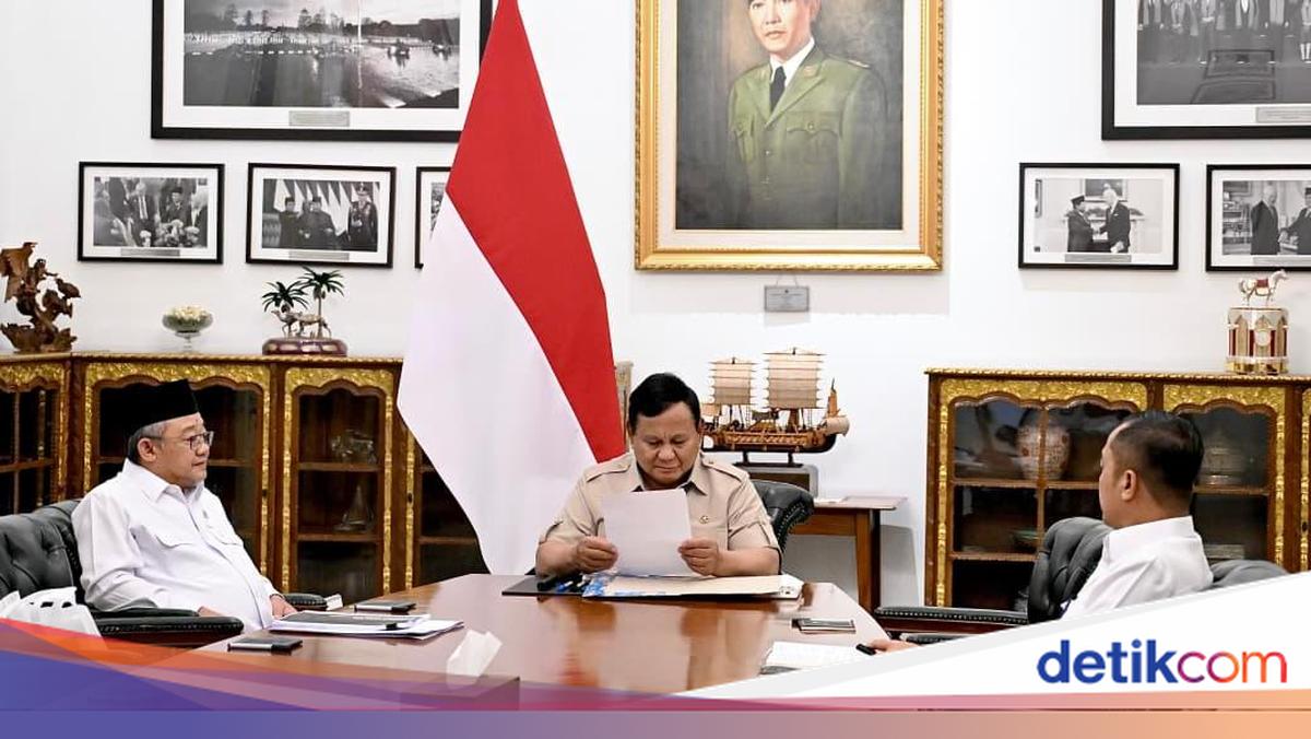 Minister Delivers Sorong Vocational Students' Thank-You Letter to President Prabowo