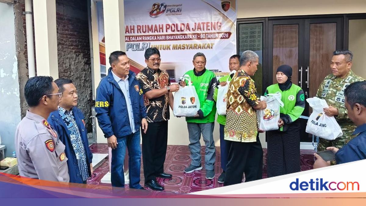 Central Java Police Renovate Fire Victim's Home for Bhayangkara Day