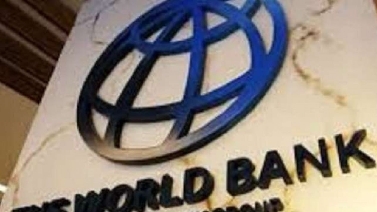 World Bank: 20 Percent of Indonesia's Richest Households Enjoy Half of Total Fuel Subsidies