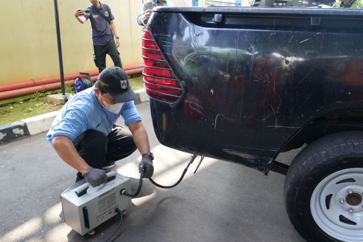 130 Vehicles Undergo Free Emissions Testing at Pasar Rumput Flats