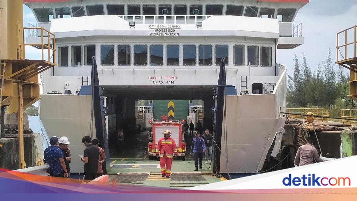 Explosion on Banda Aceh-Sabang Ferry Injures 14