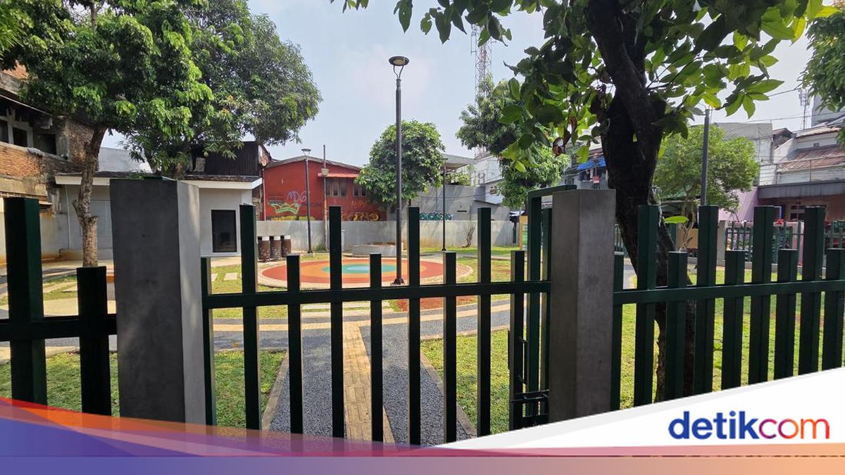 Teens Who Electrocuted Boy in Jakarta Park Claimed They Didn't Know Pole Was Live