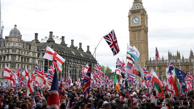 UK GDP Contracts, First Decline Since August 2025