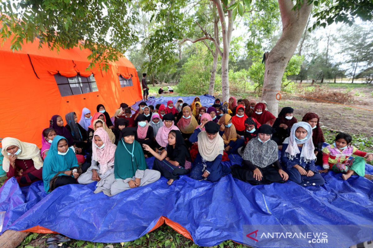 Malaysia Reminds Rohingya Refugees to Abide by Local Laws