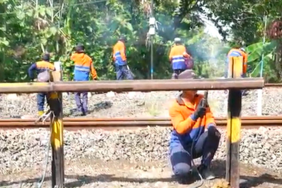 KAI Closes 119 Priority Level Crossings, Targets 172 by 2026 to Boost Safety