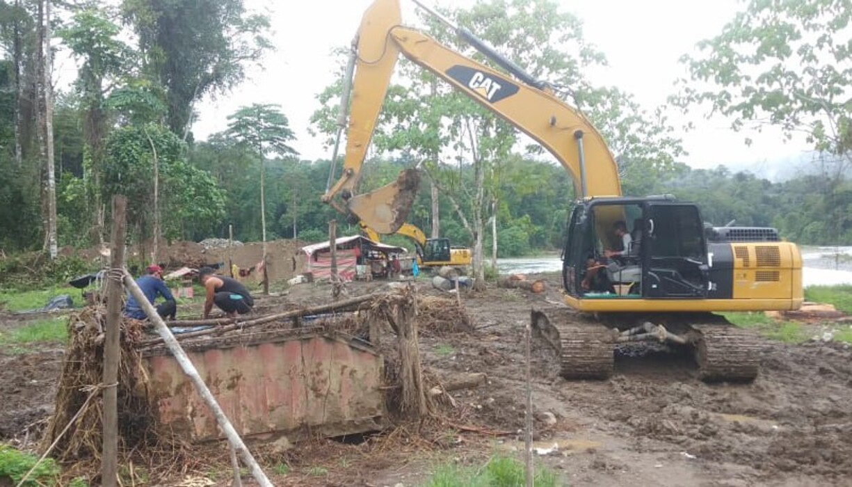 Walhi Finds Mercury Contamination in Water and Blood of Illegal Miners in West Sumatra