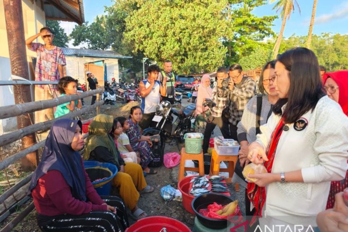 Deputy Minister of PPPA Visits Maluku to Strengthen Role of Coastal Women