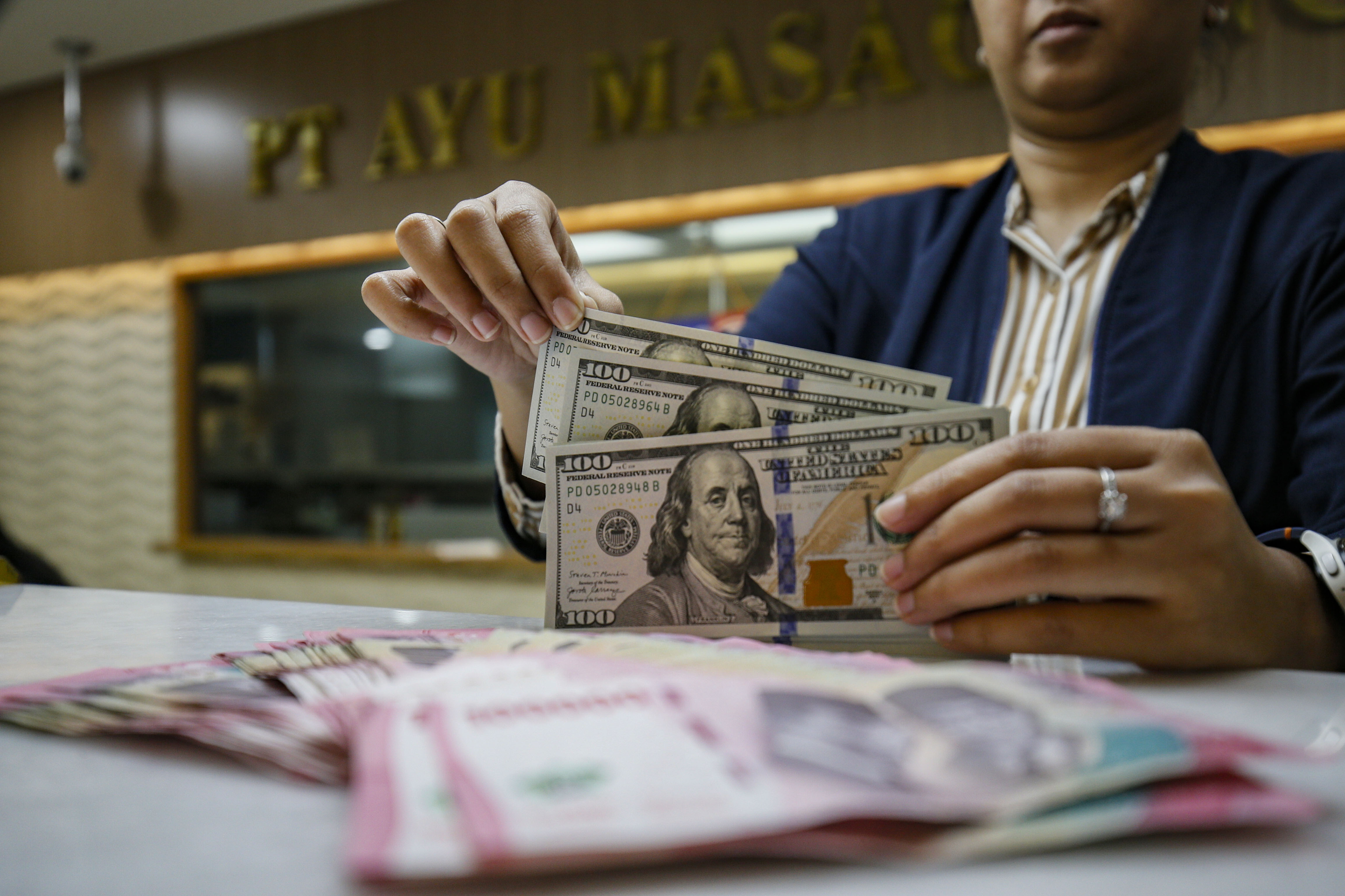 Rupiah Strengthens 0.84%, BI Cites Positive Response to Policy Mix