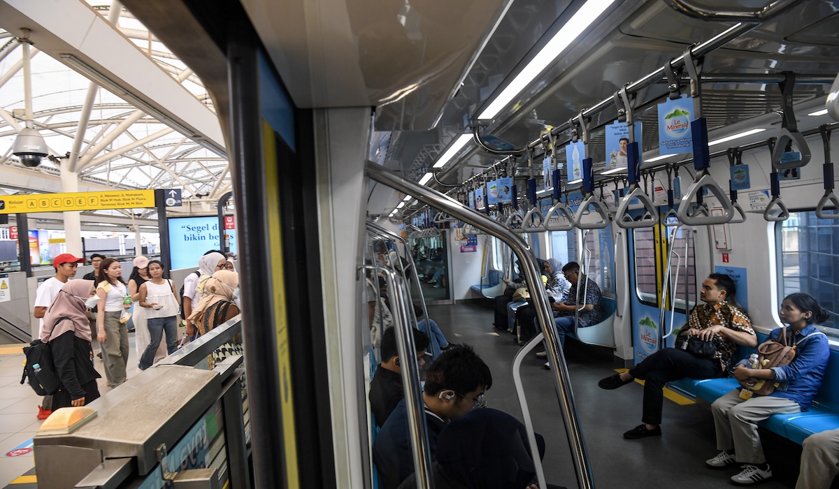 MRT Jakarta Closes Access to Bundaran HI and Dukuh Atas Stations Amid Protest