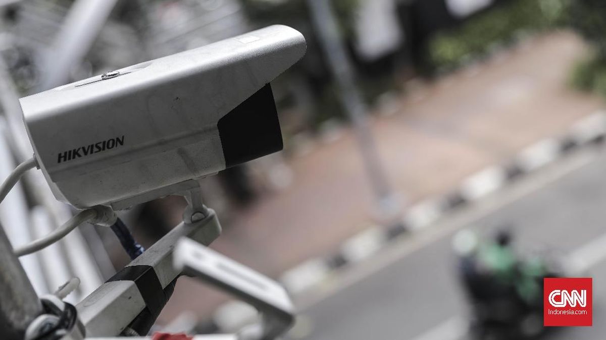 CCTV at Jakarta Student Protest Site Goes Offline, Police Respond