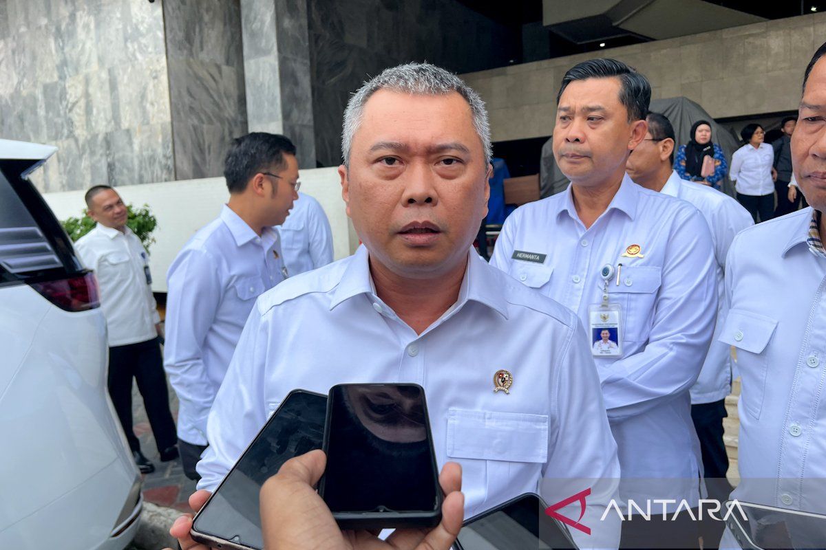 Minister confirms acceleration of national railway network development