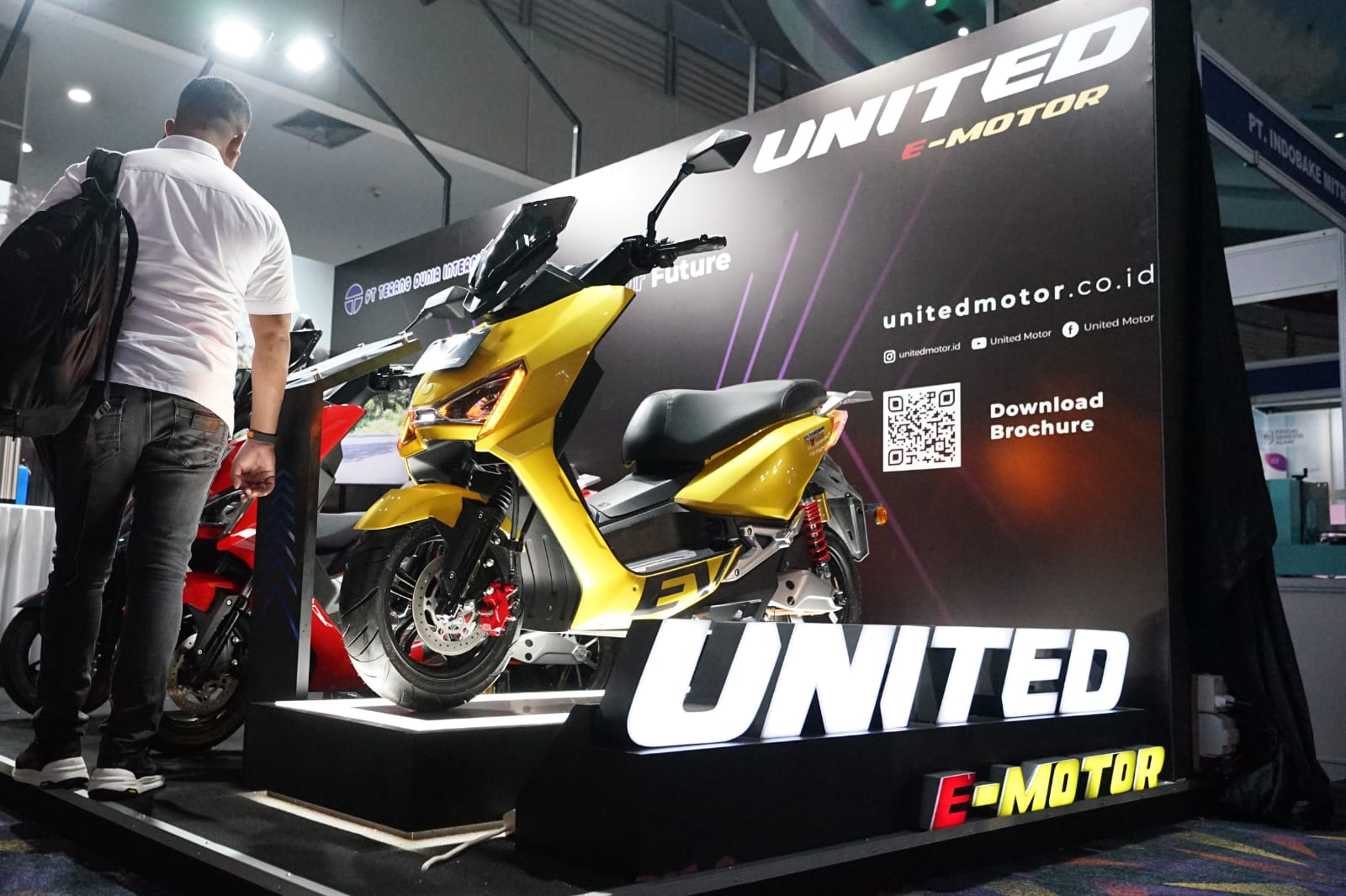 Jakarta Fair 2026 Becomes a Battleground for Electric Motorcycle Price Wars