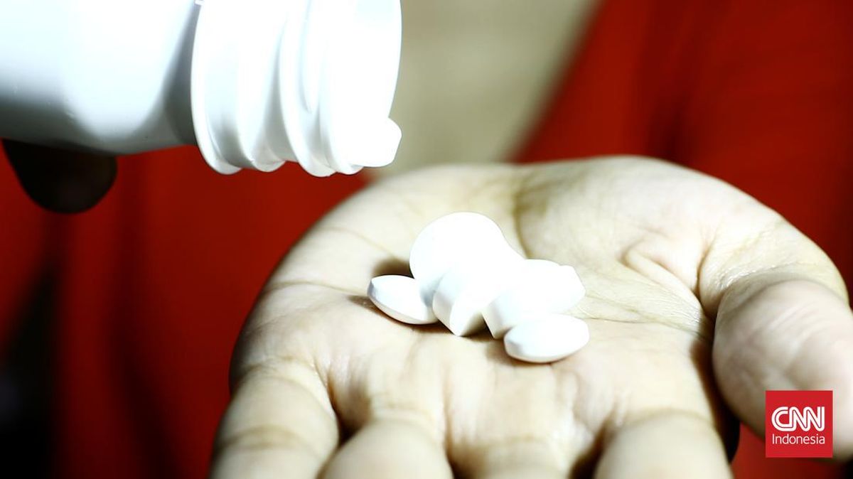 Drug Prices Rise 20% Due to Weak Rupiah, Health Office Cuts Patient Quotas