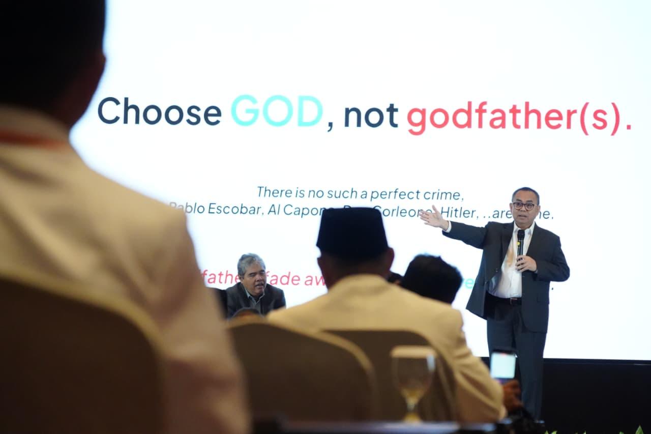 Before PKS Legislators, Sudirman Said Outlines Three Pillars of Leadership as Antithesis to 'Godfather'