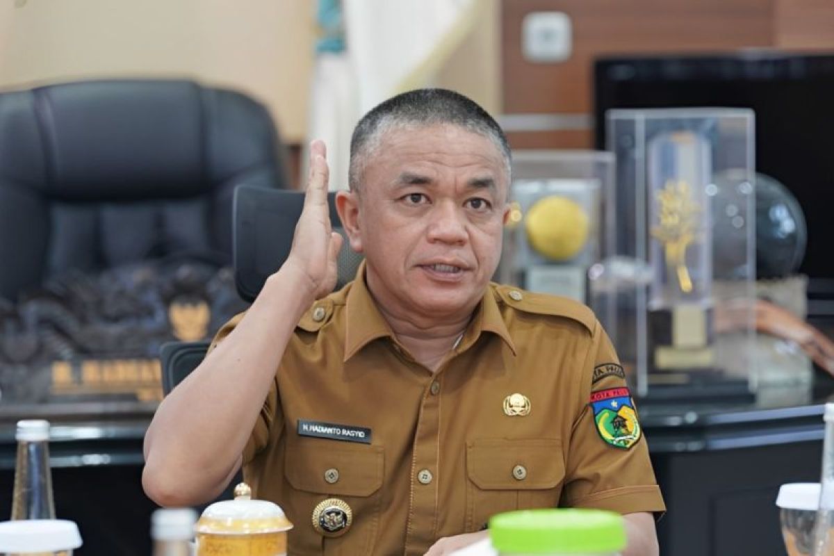 Palu Mayor Hadianto Rasyid Resigns from Hanura Party