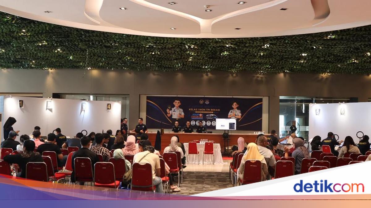 Bekasi Immigration Office's Mobile Service Exhausts 130 Passport Quota in Under 24 Hours