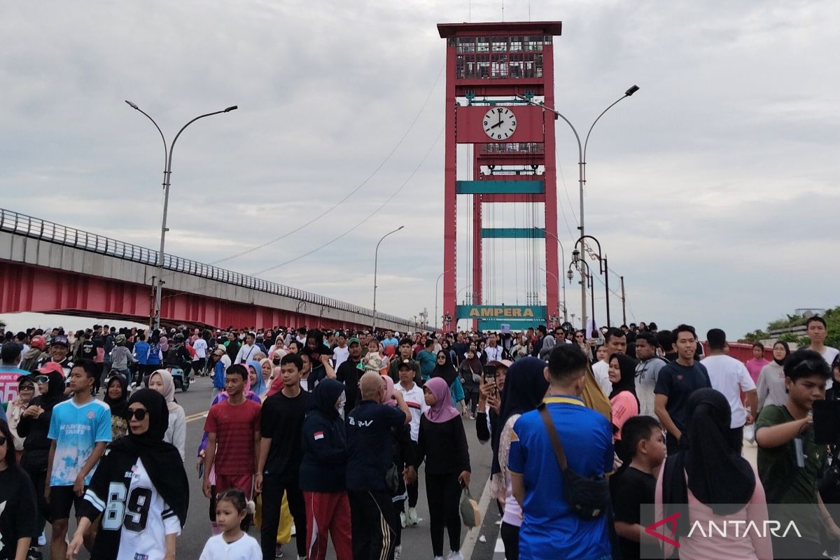 Caring for Ampera Bridge as a Tourist-Friendly Destination