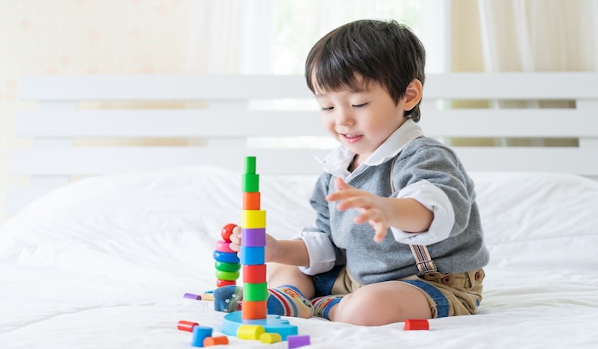 Children Under Two Should Have Zero Screen Time, Paediatric Association Urges