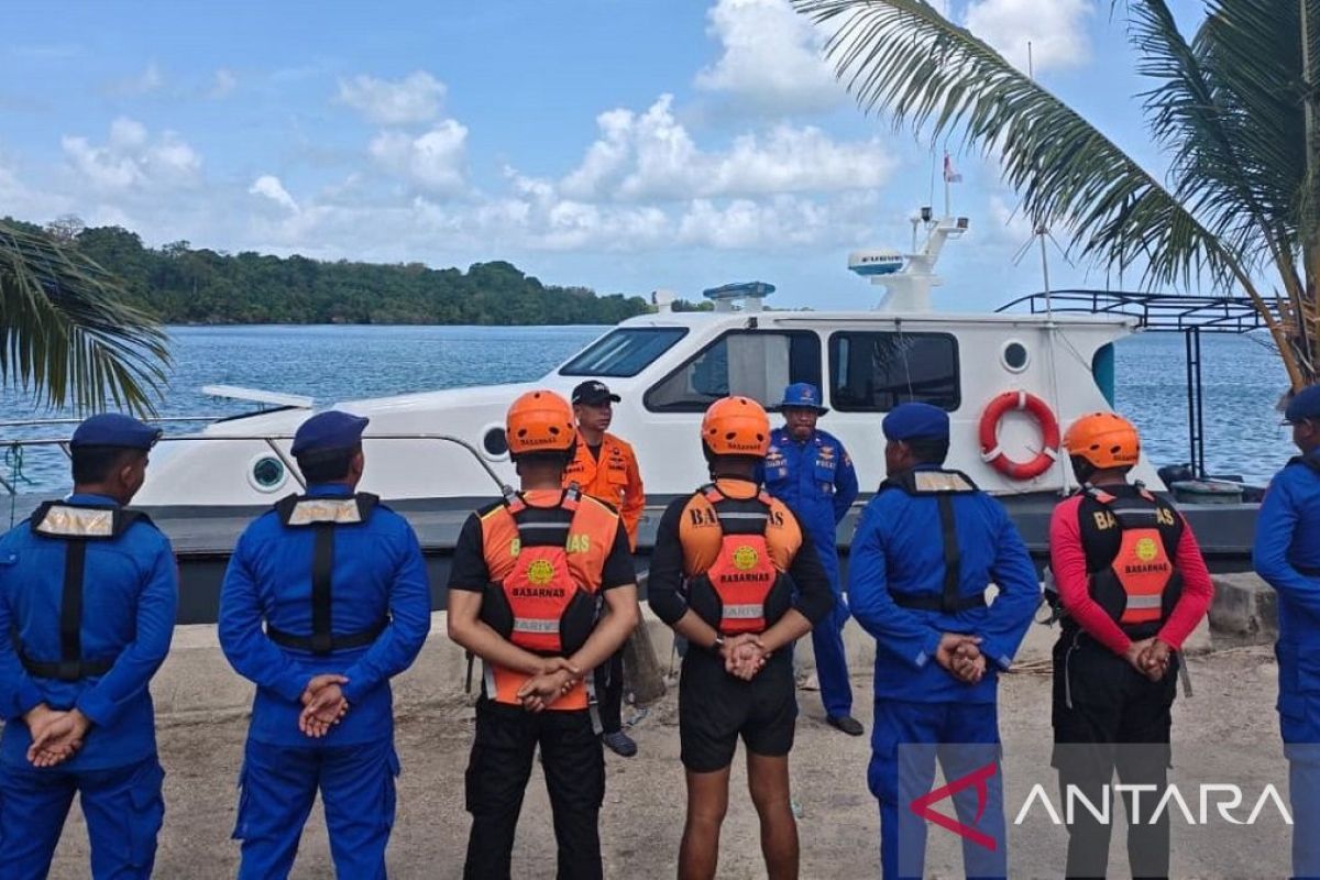 Basarnas Ambon Involves Police Patrol Boat in Search for Eight Missing Speedboat Passengers
