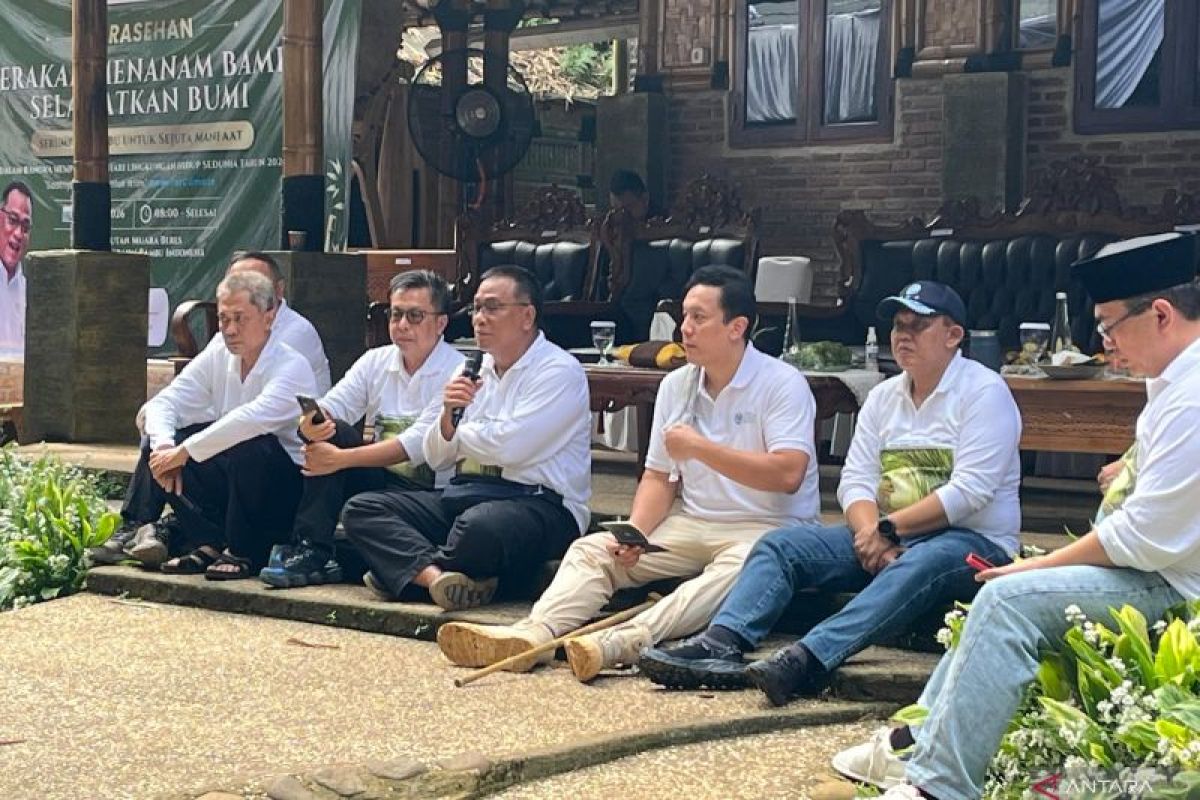 Minister launches national bamboo movement to restore critical land