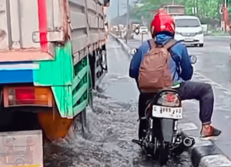 Rain Expected to Continue Across Central Java Until Monday (15/6)