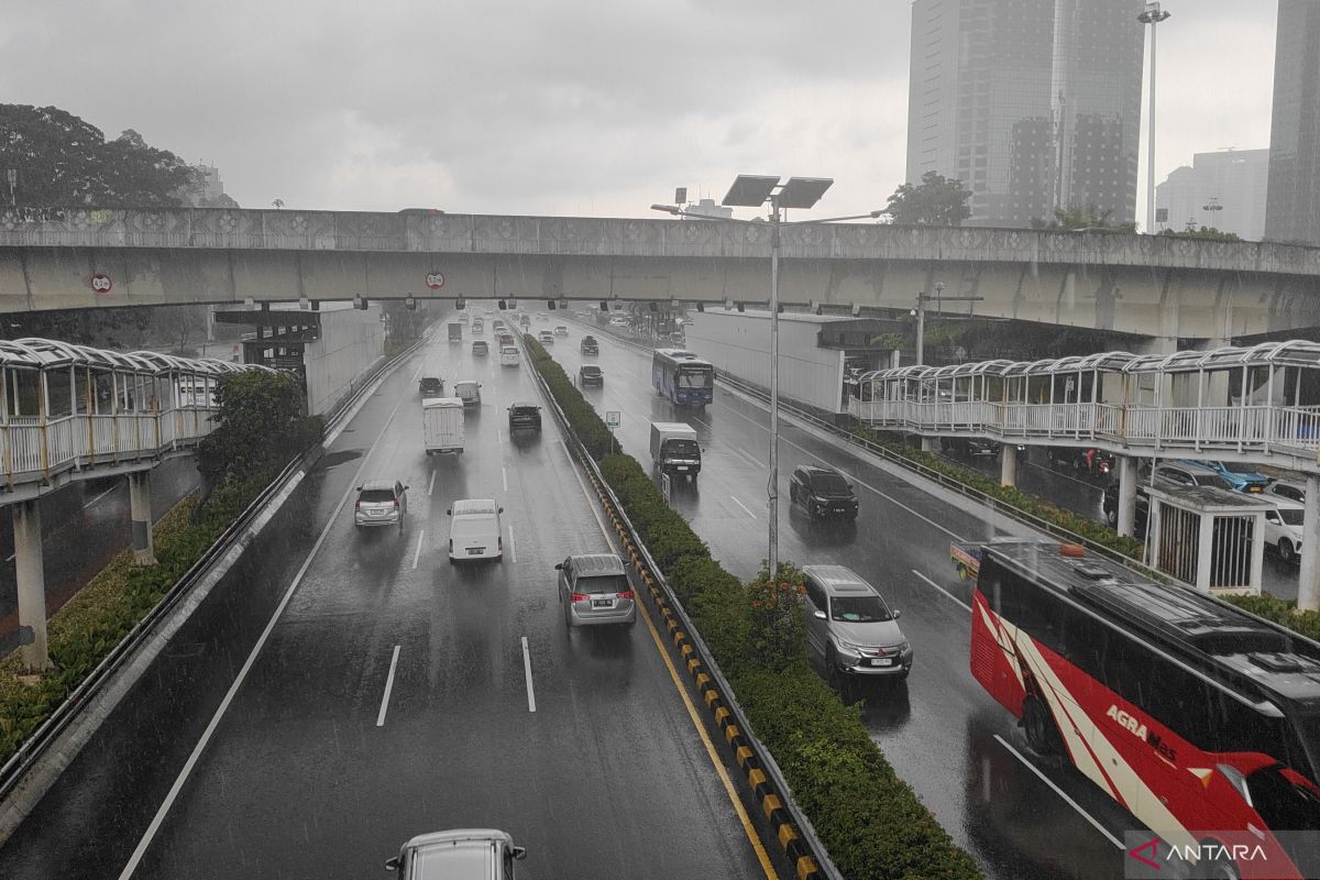 Most of Jakarta expected to see rain on Monday evening