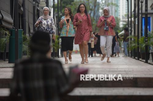 Government Urged to Provide Stimulus for the Middle Class