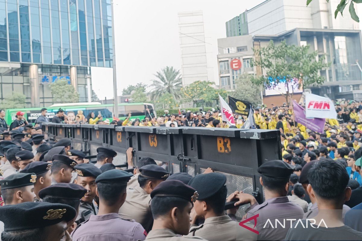 Police deploy 5,955 personnel to secure Jakarta protests