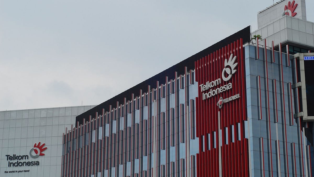 FLOQ Finds Momentum, AgriAku Refocuses, JumpStart Scales Up