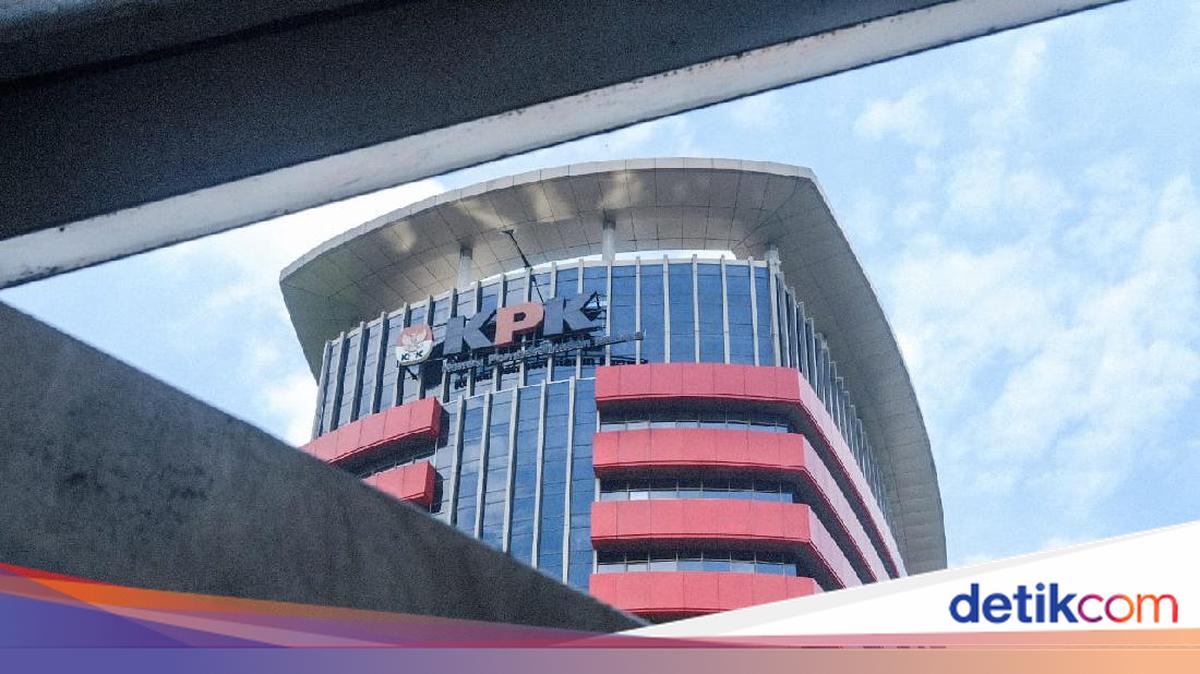 KPK Summons Maktour Boss Fuad in Hajj Quota Corruption Case Today