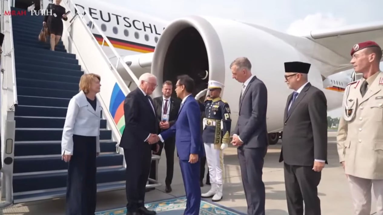 German President Arrives in Jakarta to Discuss Investment and Energy with Prabowo