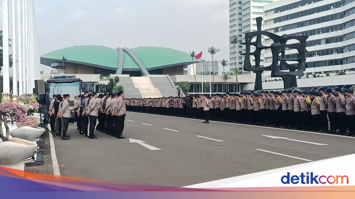 Metro Jaya Police Emphasise Humane Approach, Officers Not Armed for Protests