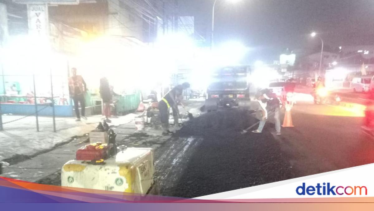Damaged Road on Dewi Sartika Ciputat Complained About by Motorists Now Repaired