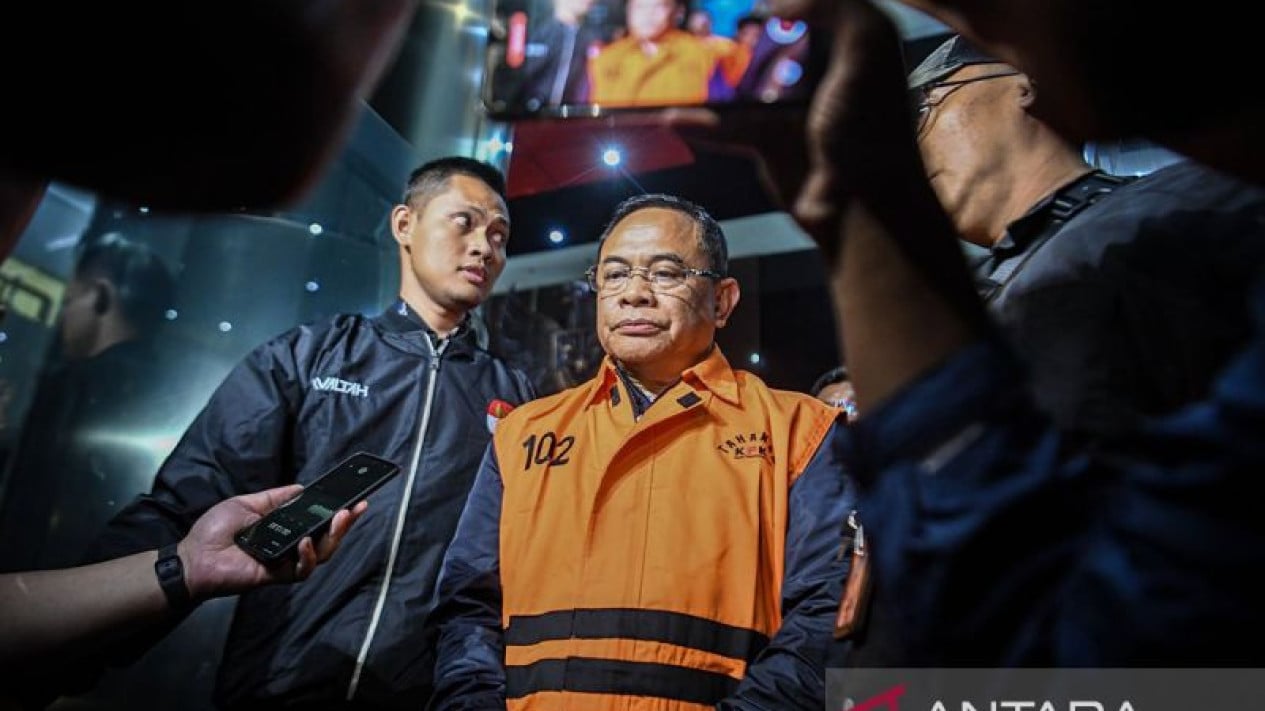 Non-Active Pati Regent Sudewo Charged with Receiving Rp3.8 Billion from DJKA Projects