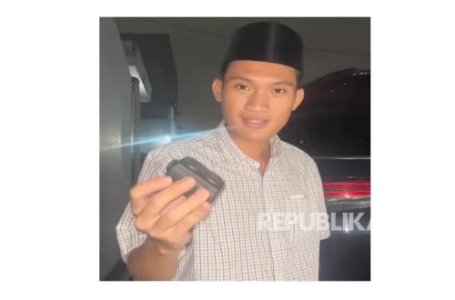 Former UGM Student Body President Finds Tracking Device on Car After Gejayan Protest