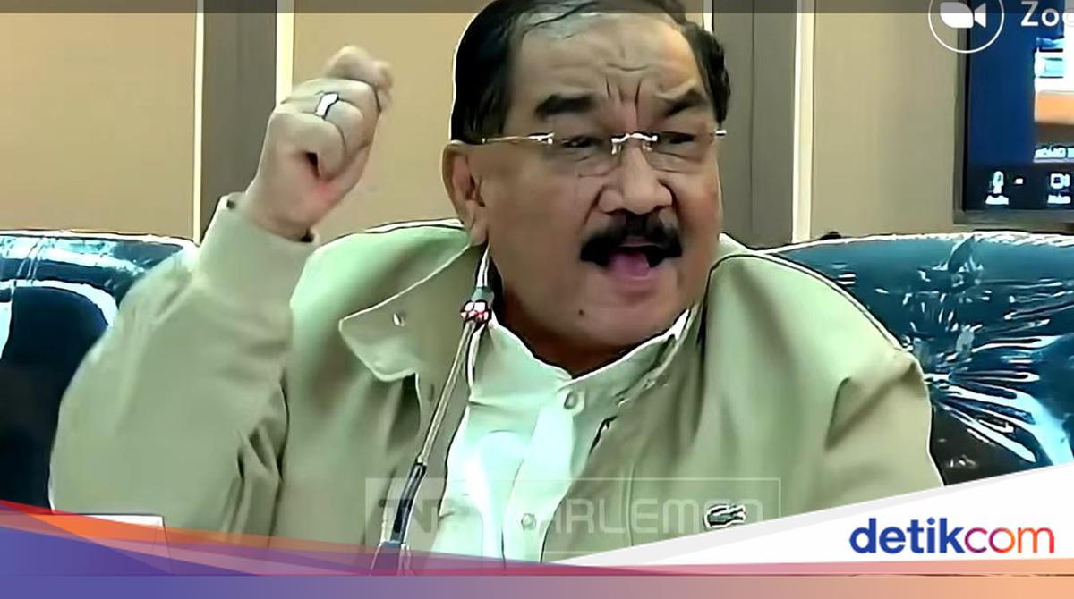 NasDem Legislator Proposes TV Anchors Say 'Salam Pancasila' Before Reading News