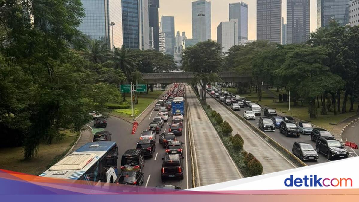 German President's Convoy Passes Through HI Roundabout, Traffic Diverted and Protesters Stopped