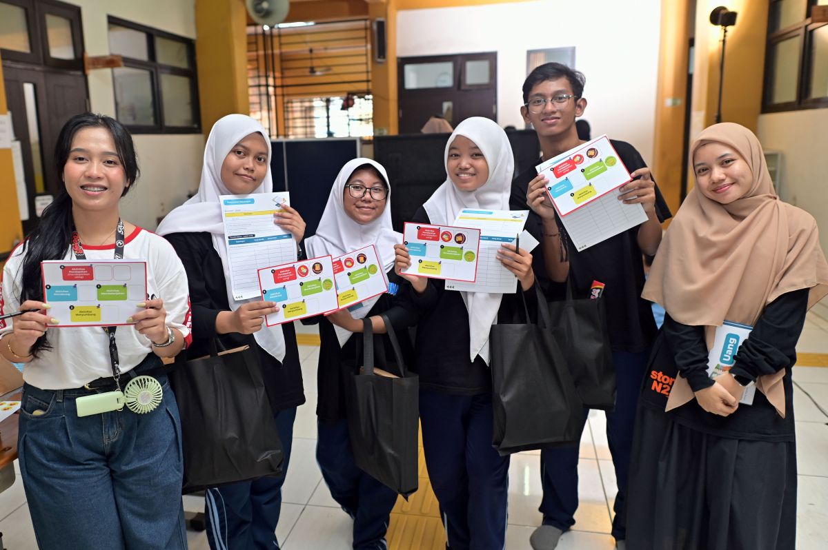 Students Encouraged to Improve Financial Management Skills