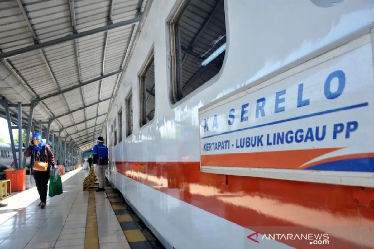 KAI Group Transports 2.3 Million Passengers and 11 Million Tonnes of Logistics in South Sumatra