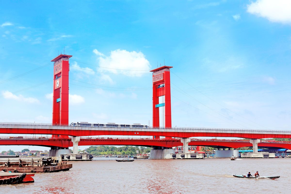 KAI Strengthens South Sumatra Rail Role from Historic Lines to Modern Services