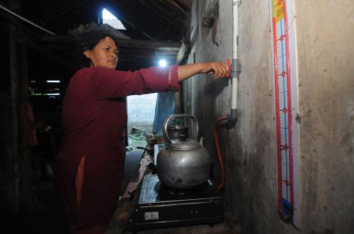 Bahlil Proposes Rp 815.56 Billion for Electric Stove Programme to Curb LPG Imports