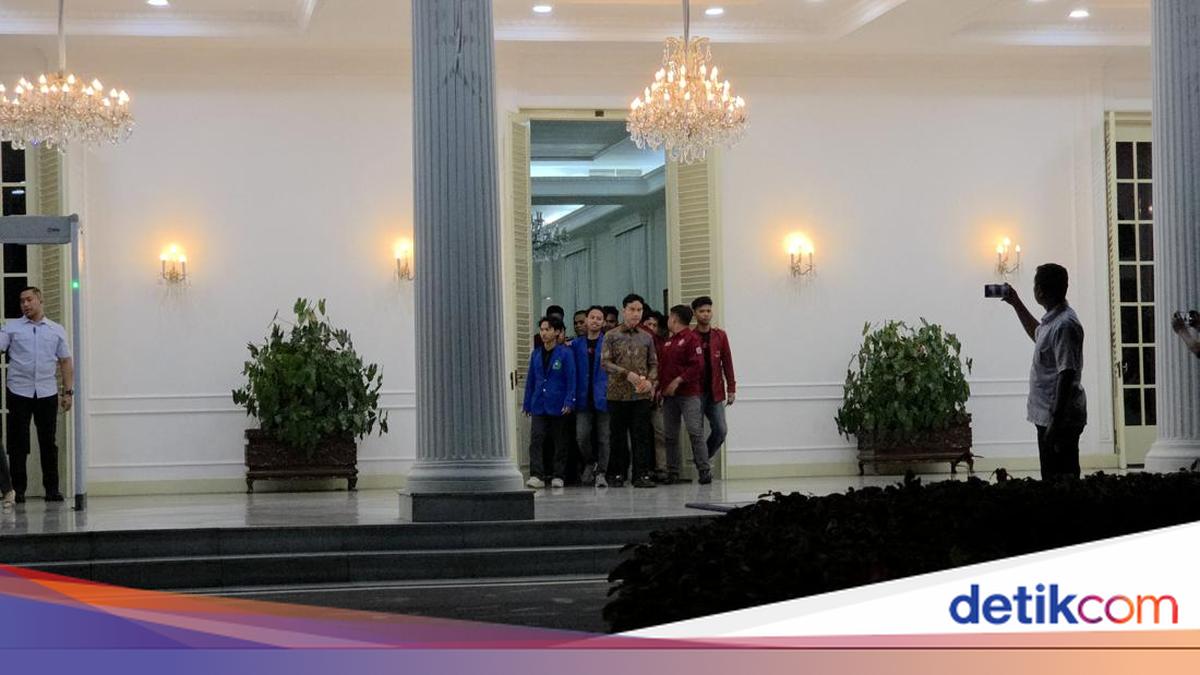 Student Representatives Meet Vice President Gibran, Present Demands on Budget, Law, and Energy