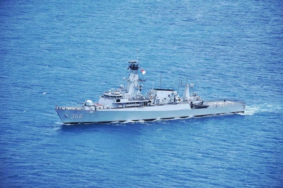 Indonesia's future depends on strong maritime defense: Minister